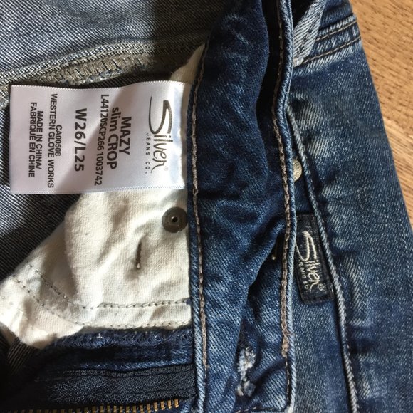 designer jeans embroidered - Picture 2 of 5